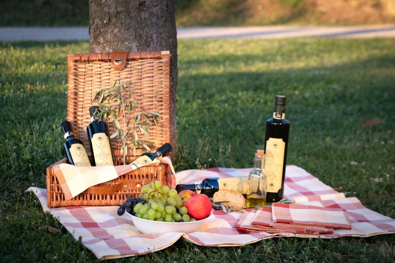 Agriturismo Le Cerque Collazzone Bagian luar foto